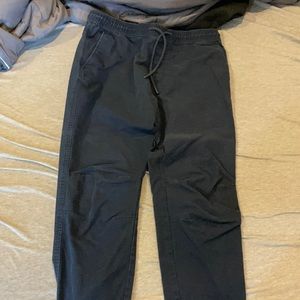 Men’s jogger pants
